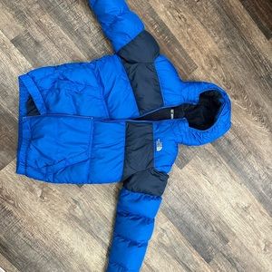 North Face kids 10/12 ski or winter puffer